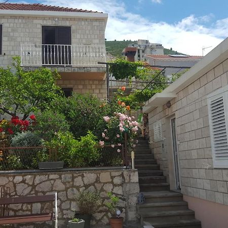 דוברובניק Guesthouse Ivona מראה חיצוני תמונה