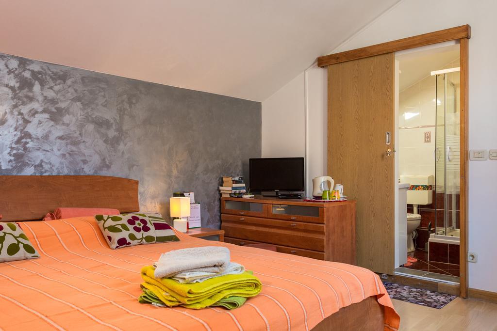 דוברובניק Guesthouse Ivona מראה חיצוני תמונה
