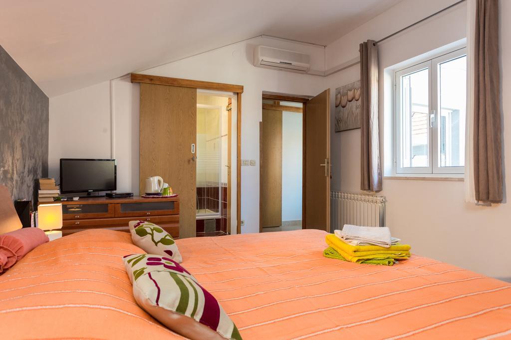 דוברובניק Guesthouse Ivona מראה חיצוני תמונה
