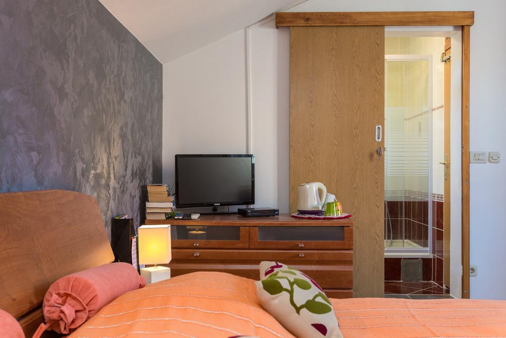 דוברובניק Guesthouse Ivona מראה חיצוני תמונה