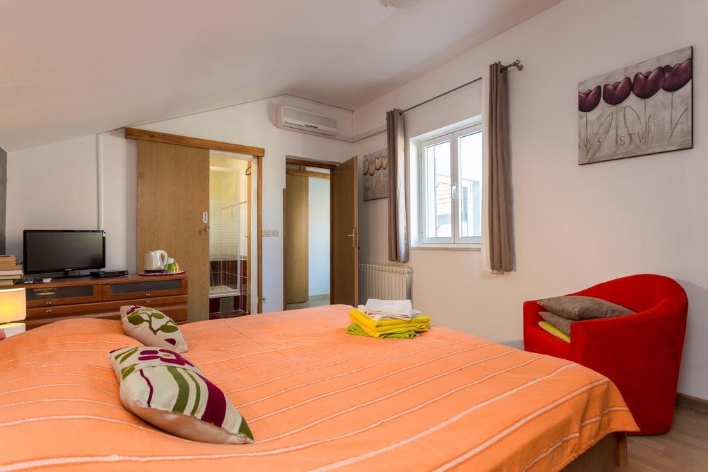 דוברובניק Guesthouse Ivona מראה חיצוני תמונה